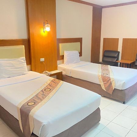 โรงแรมสยามบูทีค บุรีรัมย์ Εξωτερικό φωτογραφία
