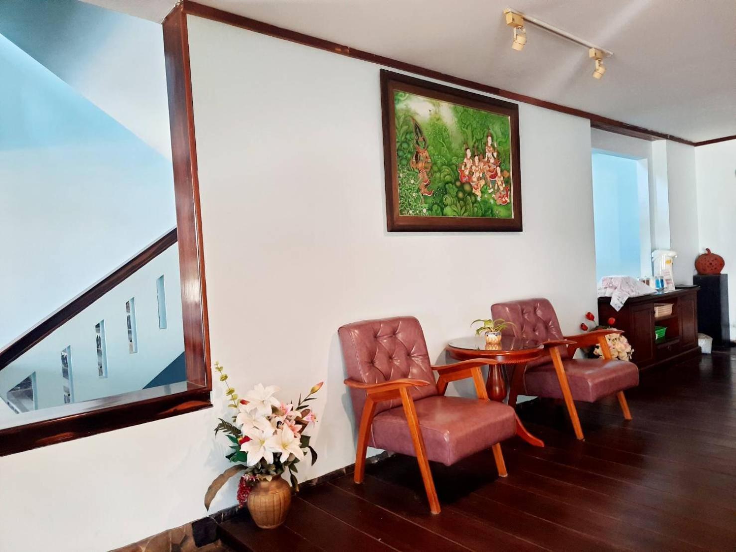 โรงแรมสยามบูทีค บุรีรัมย์ Εξωτερικό φωτογραφία