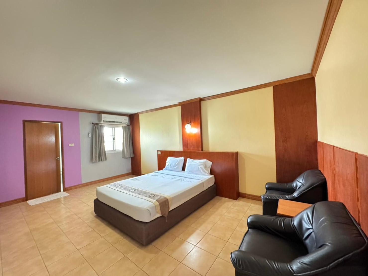 โรงแรมสยามบูทีค บุรีรัมย์ Εξωτερικό φωτογραφία
